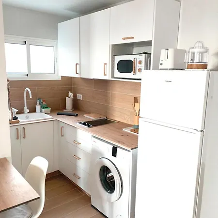 Modern Open-plan With Terrace And Sea View Appartamento *