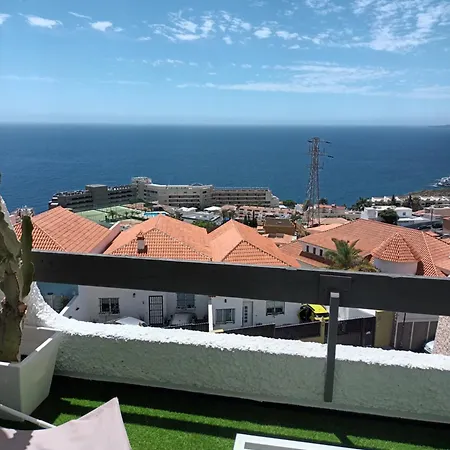 Modern Open-plan With Terrace And Sea View