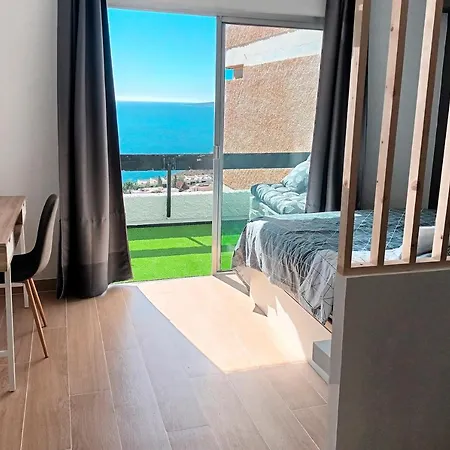 Modern Open-plan With Terrace And Sea View *