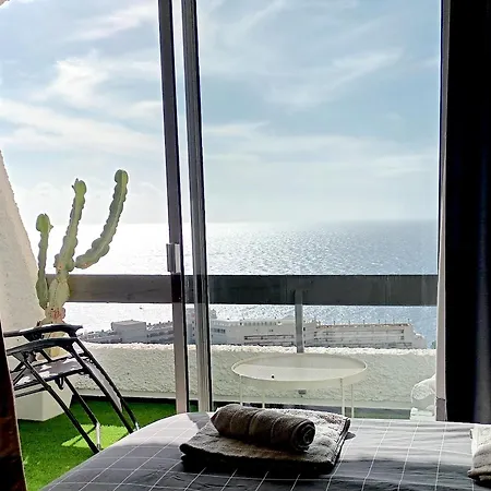 Modern Open-plan With Terrace And Sea View Lägenhet *